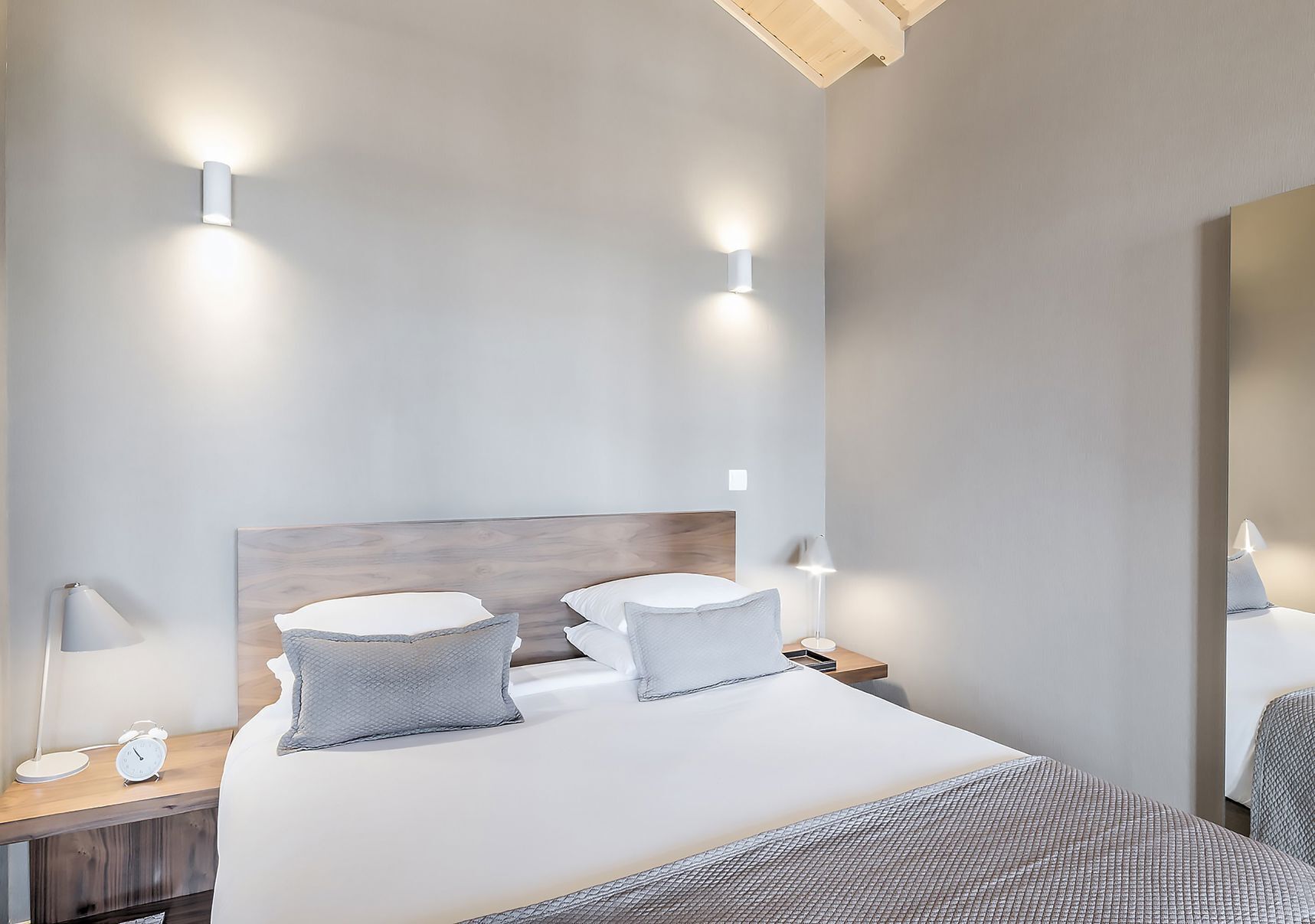 Hochwertige Bettwaren, schallisolierte Zimmer, Bügeleisen/Bügelbrett