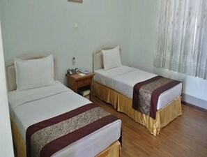 Quarto standard | Frigobar, cofres nos quartos, escrivaninha, Wi-Fi de cortesia