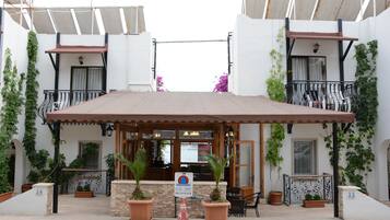 Façade de lâhĂ©bergement