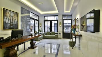 Sala de estar en el lobby