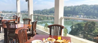 Kandy Supreme Hotel