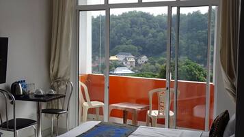 Deluxe Double or Twin Room, Lake View | Down duvets, in-room safe, individually decorated, desk