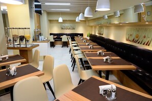 Petit déjeuner buffet compris tous les jours