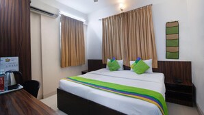 Economy Room - Treebo Park View Hadapsar (Pune)