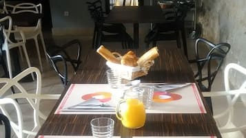 Desayuno continental incluido