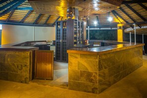 Bar (in der Unterkunft)