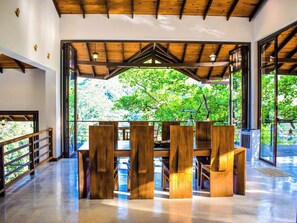 Luxury Villa, 3 Bedrooms | In-room dining