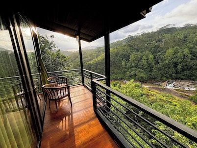 Aqua Dunhinda Villa & Nature Retreat