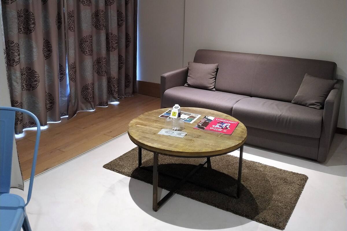 quadruple room | in-room safe, desk, free cots/infant beds, free wifi