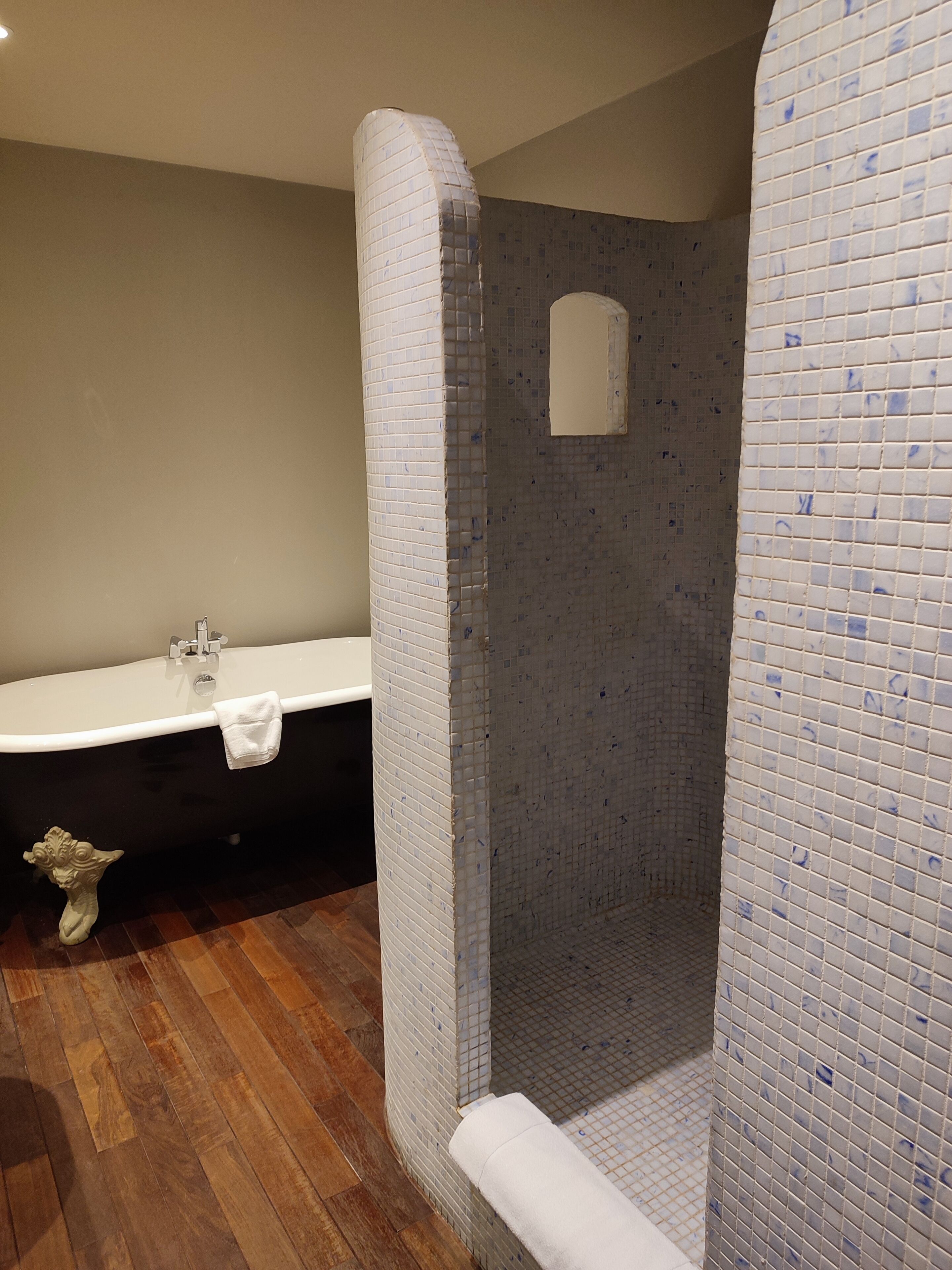 superior double room | in-room safe, desk, free cots/infant beds, free wifi