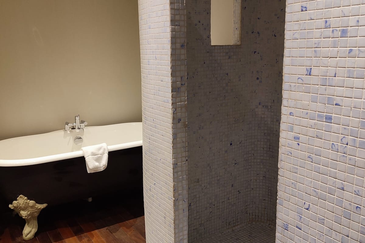 superior double room | in-room safe, desk, free cots/infant beds, free wifi