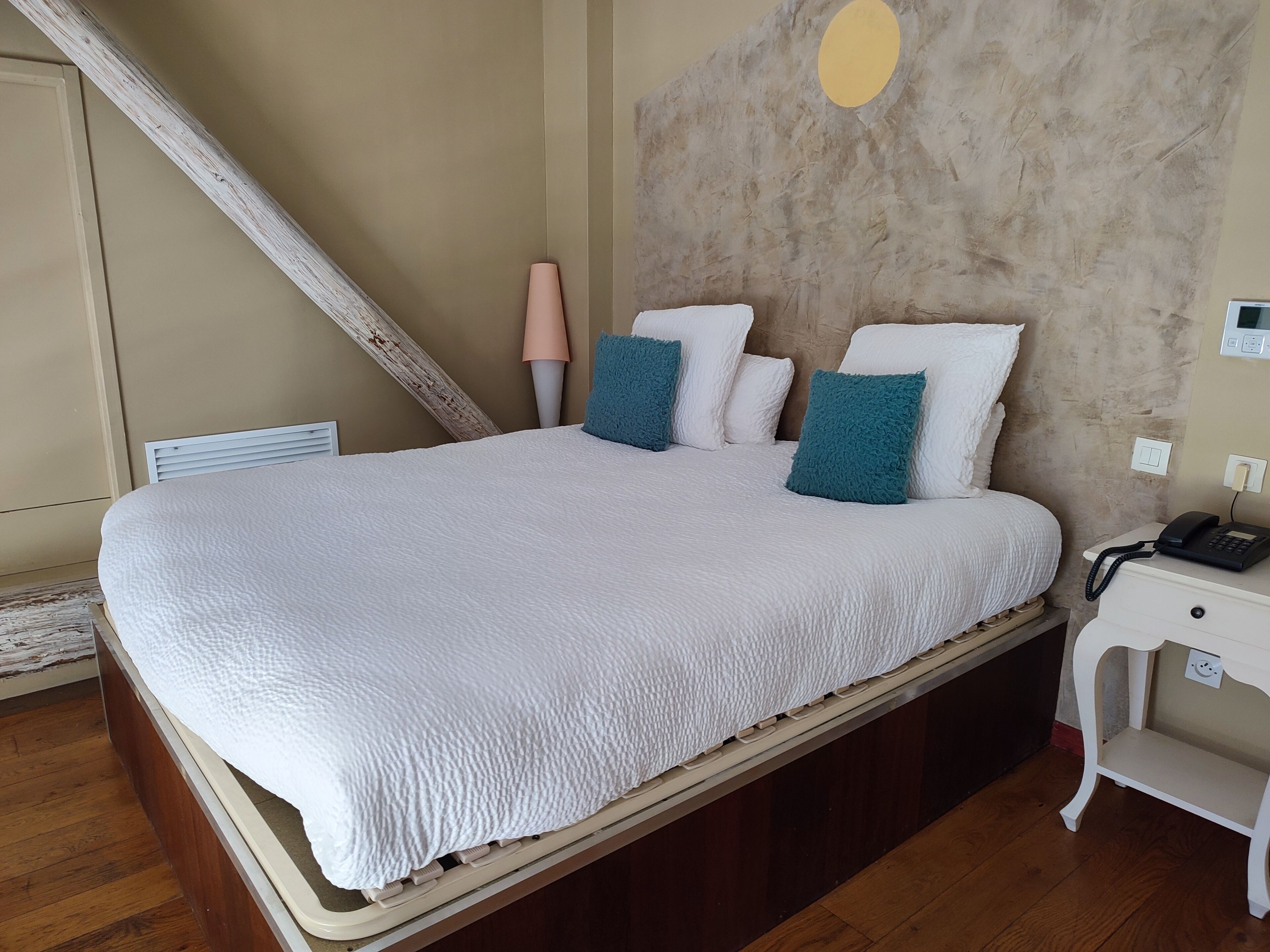 quadruple room | in-room safe, desk, free cots/infant beds, free wifi