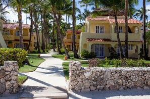 Front of property - Los Corales Beach Village (Punta Cana)
