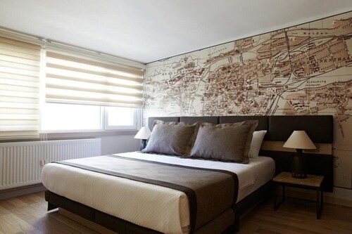 Maproom Boutique Hotel