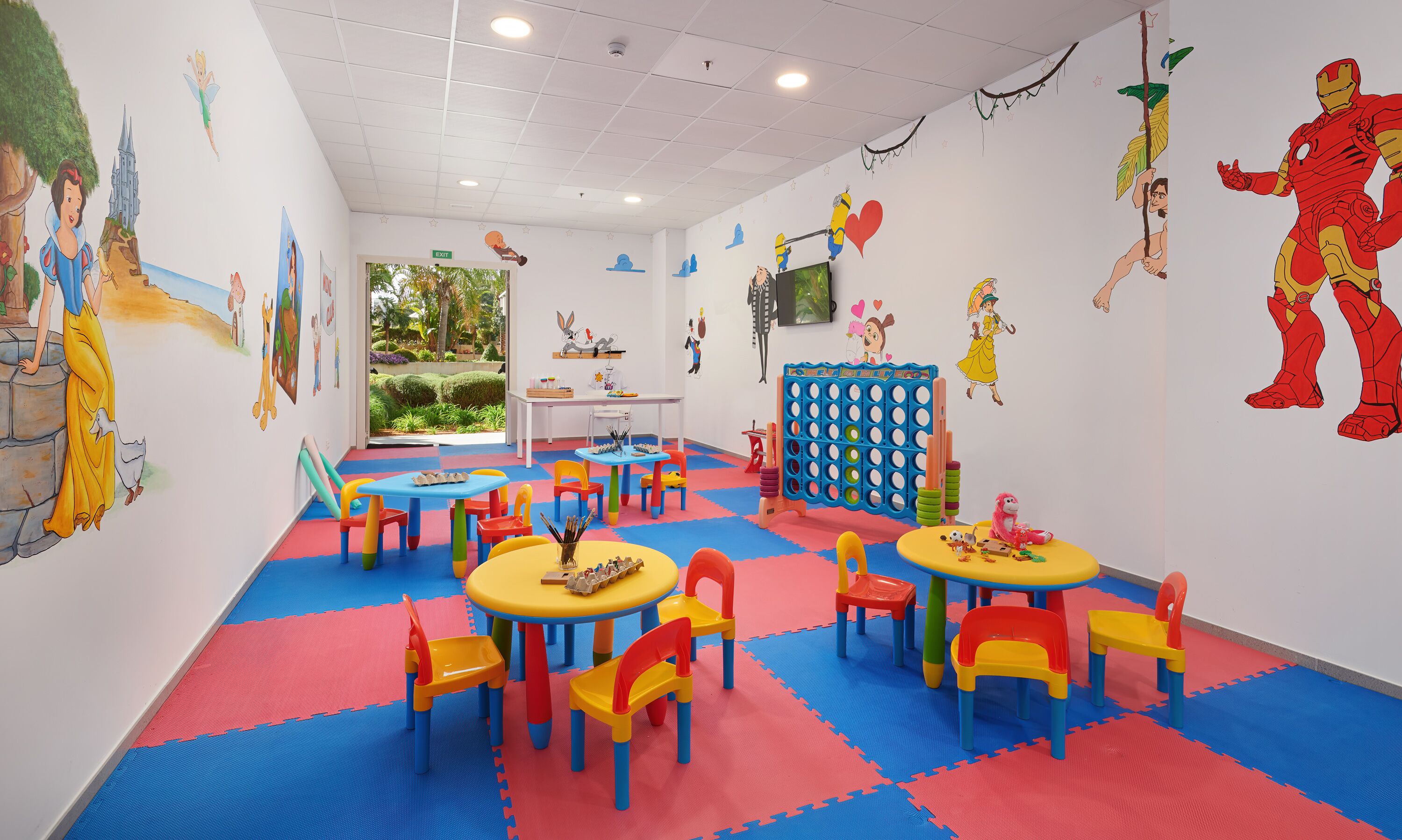 children’s play area – indoor