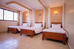 Standard Triple Room | Desk, free WiFi - Jarika County Lodge (Nakuru)