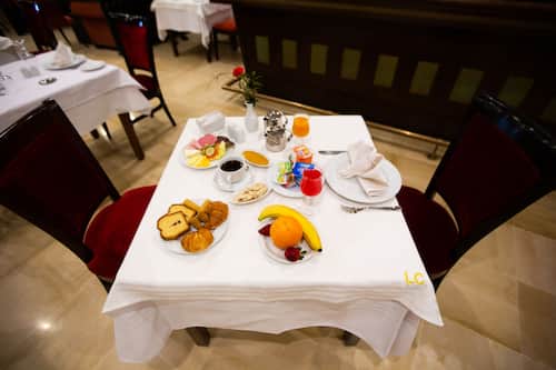 Gratis frukostbuffé varje dag