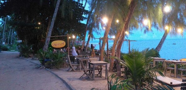 Breakfast, lunch, dinner served; Brazilian cuisine
