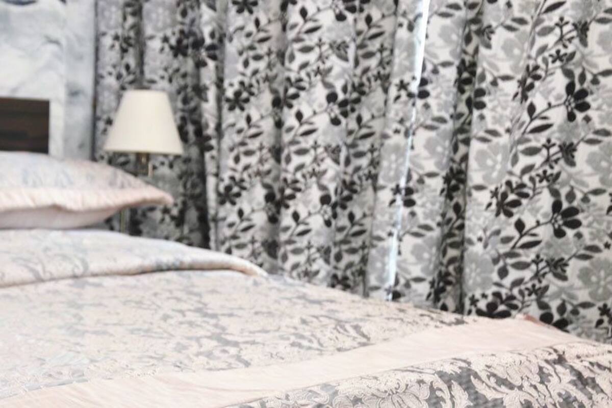 standard double room | premium bedding, in-room safe, desk, blackout curtains