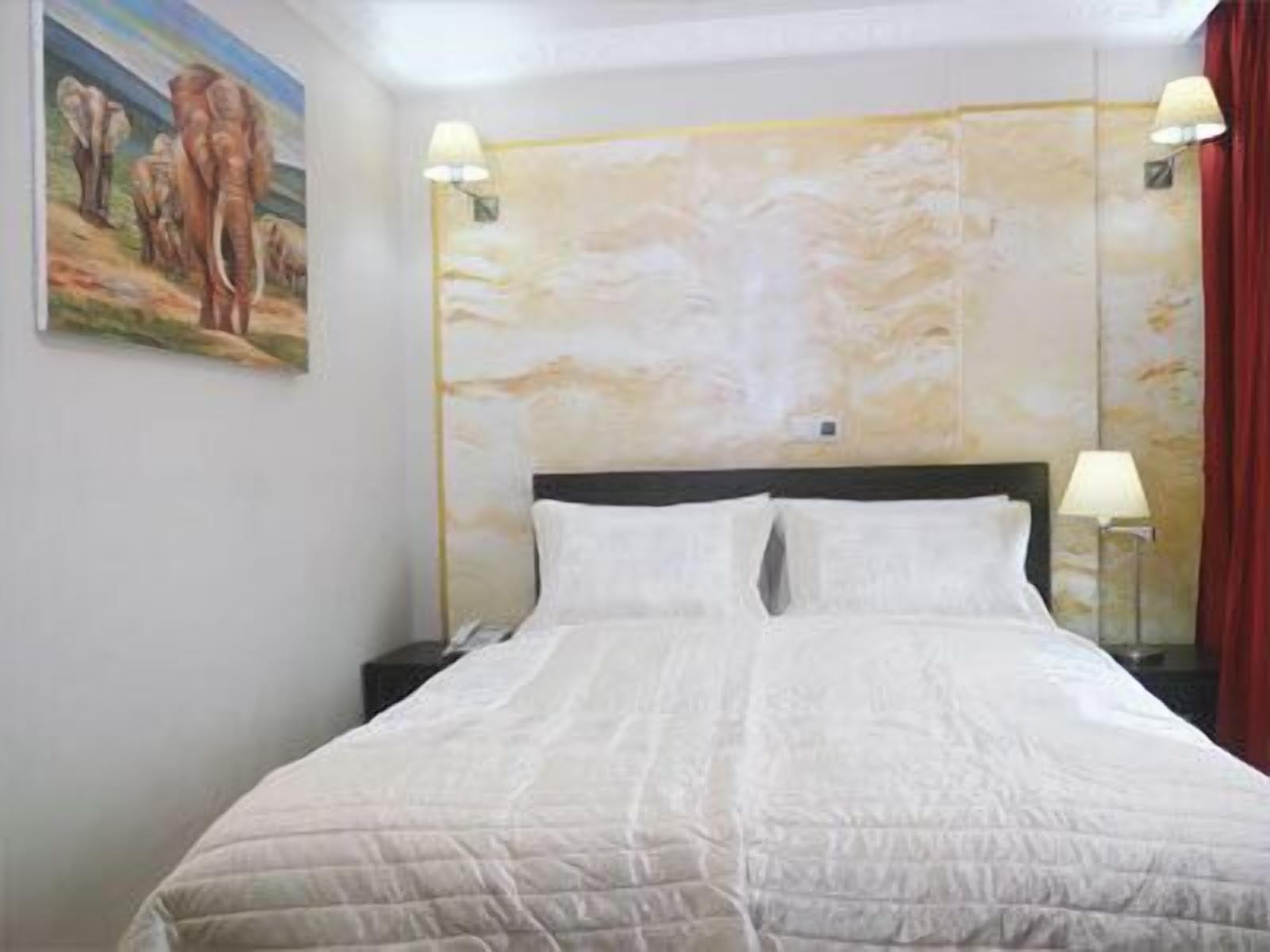 suite | premium bedding, in-room safe, desk, blackout curtains