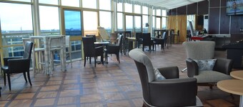 Noubou International Hotel