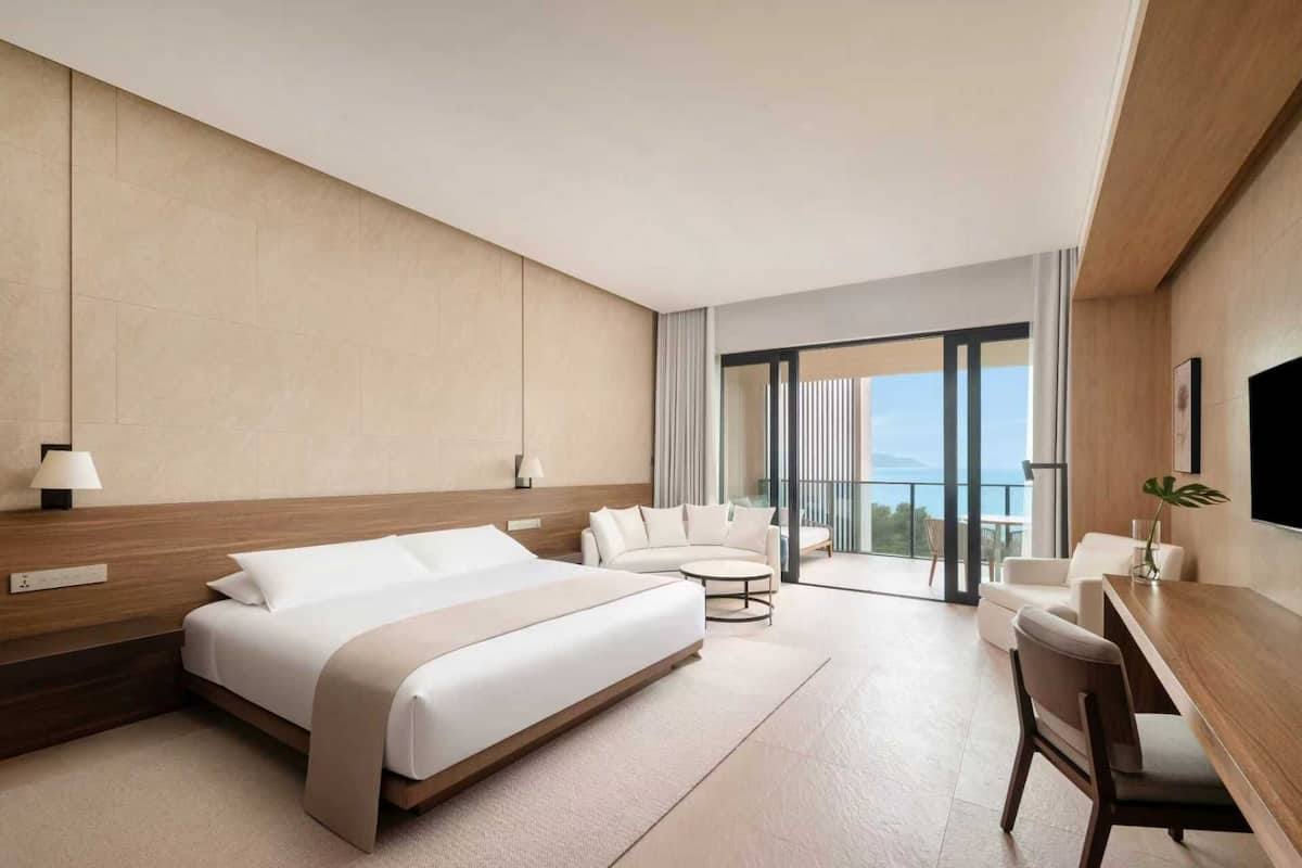 Design Room, 1 King Bed, Non Smoking, Balcony | View from room