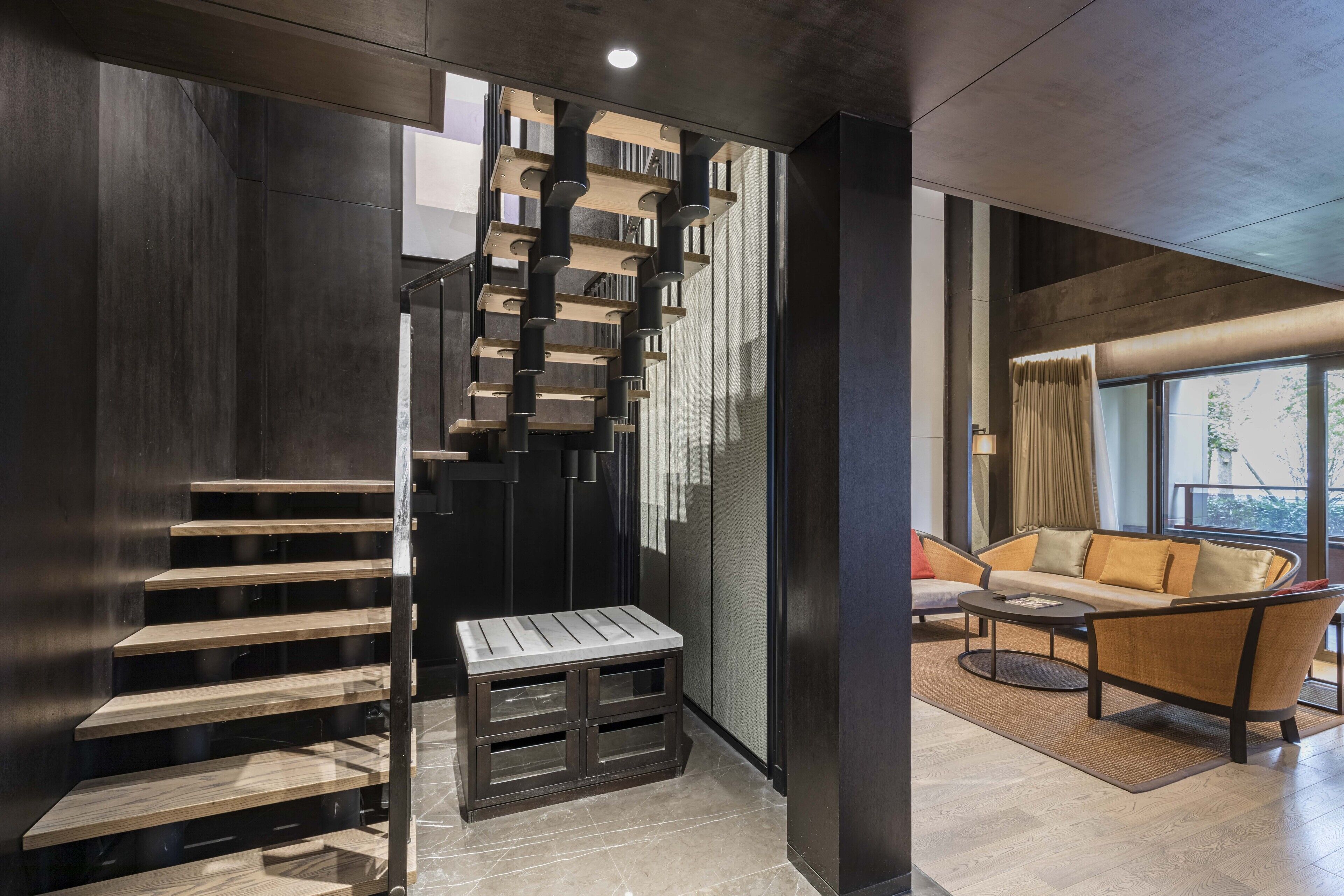 courtyard duplex family room - lounge access | living area | lcd tv, mp3 dock