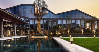 Hilton Ningbo Dongqian Lake