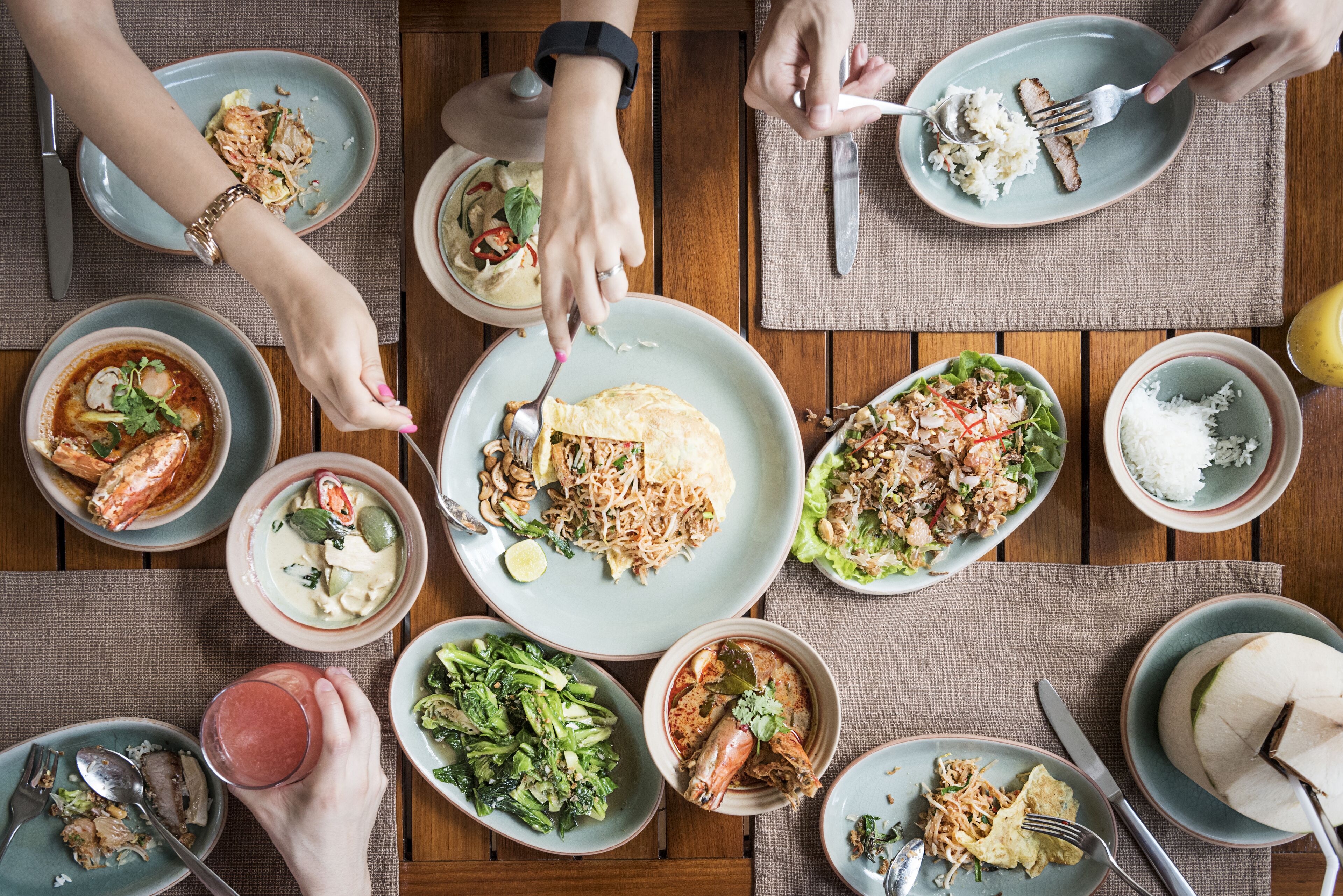 daily buffet breakfast (hkd 348 per person)