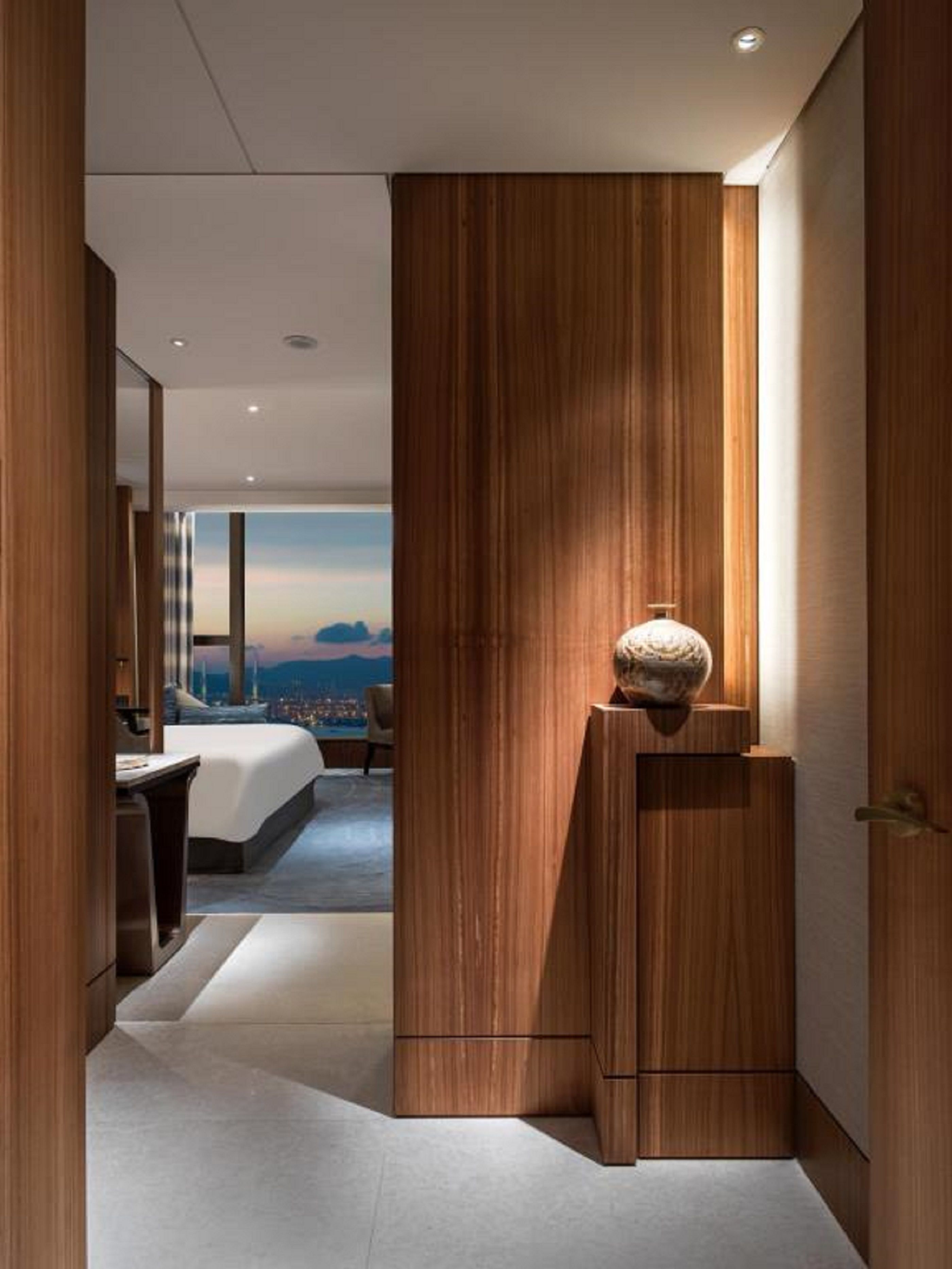 minibar, in-room safe, desk, laptop workspace