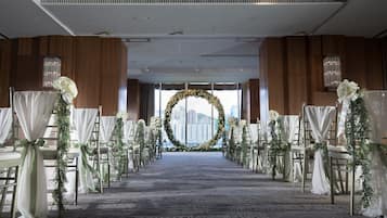 Khu tổ chức tiệc cưới trong nhà