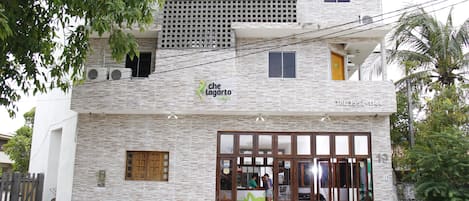Fachada del alojamiento