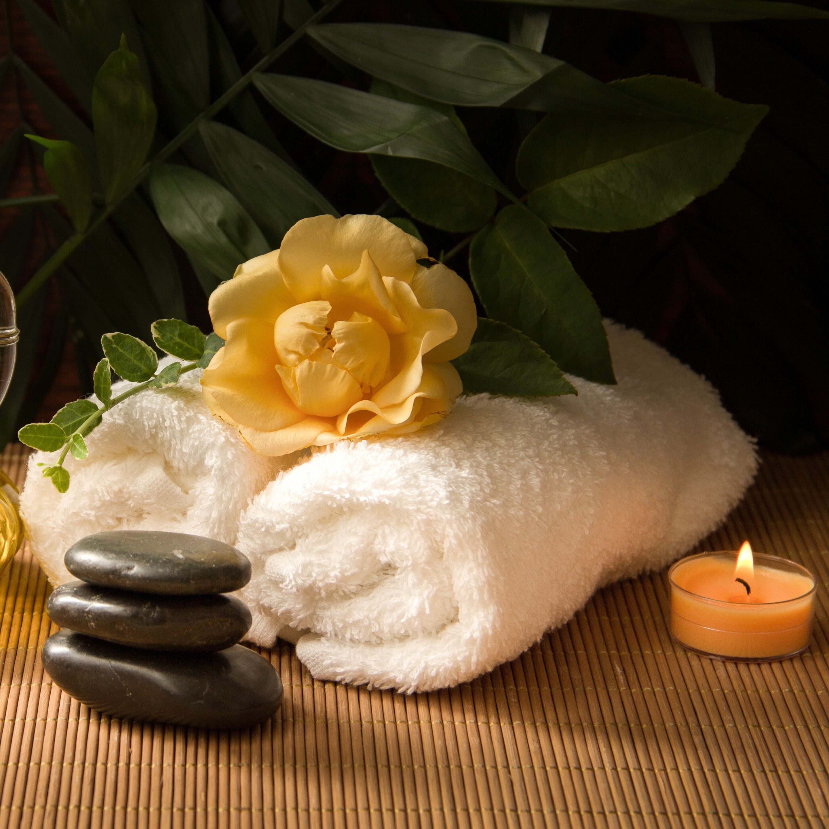couples treatment room(s), deep-tissue massages, swedish massages