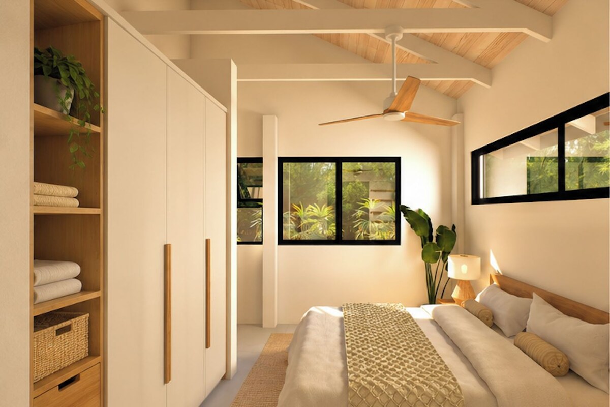 Economy Double Room | Premium bedding, in-room safe, desk, WiFi (free)