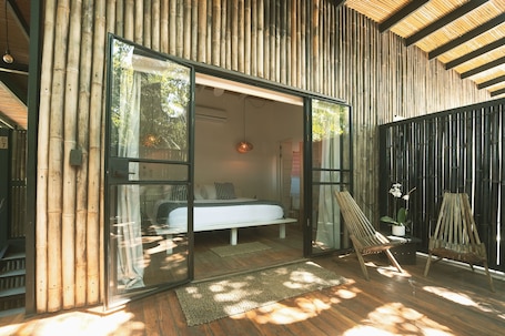 Caja de seguridad en la habitación y wifi gratis