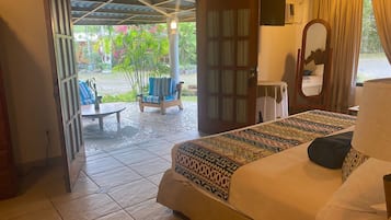 Suite familiar, Terraza | Wifi gratis y ropa de cama