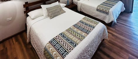 Deluxe tweepersoonskamer | Gratis wifi, beddengoed