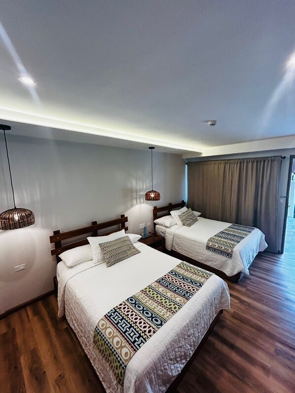 华丽双人房 | 免费 WiFi、床单