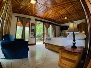 Junior Suite, River View | Free WiFi, bed sheets - Hotel Dos Rios (Nueva California)