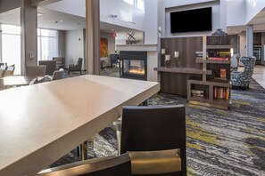 Bao gồm bữa sáng buffet hàng ngày