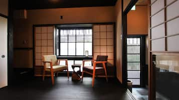 Pintu masuk interior