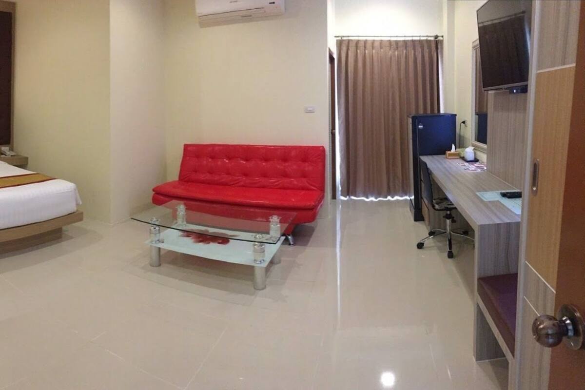 Escritorio y wifi gratis