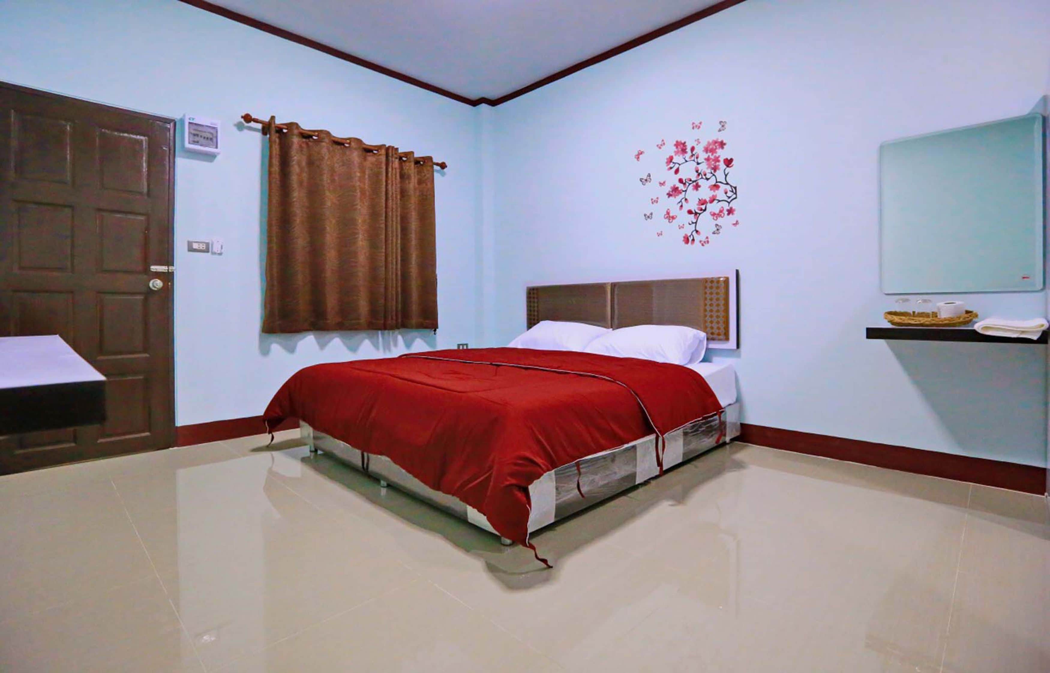 Standard Room - King Size Bed | Blackout curtains, free WiFi