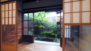 บ้านพักทราดิชันนัล (Nishi-no-tai)