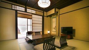 บ้านพักทราดิชันนัล (Ichi-no-tsubone)