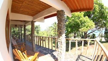 Double Room | Porch