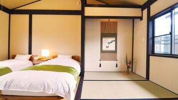 Rumah Tradisional (Japanese Style) | 1 kamar tidur, brankas, meja kerja, dan Wi-Fi gratis