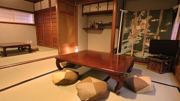 Casa de ciudad tradicional (Japanese Style) | 2 habitaciones, caja de seguridad en la habitación y escritorio