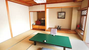 Japanese Style Room, Smoking (10 tatami mats) | Desk, blackout drapes, free WiFi
