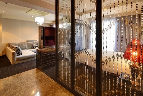 Chambre Exécutive, 1 grand lit, balcon